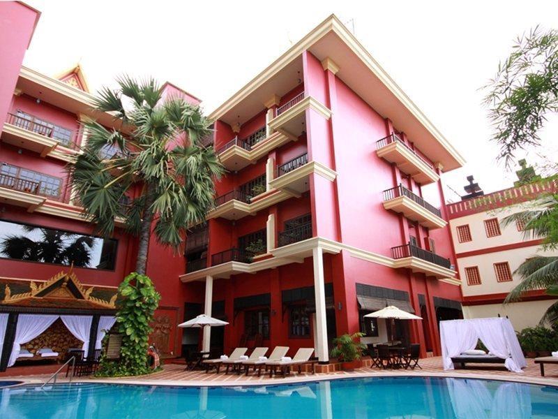 Apsara Holiday Hotel เสียมราฐ ภายนอก รูปภาพ